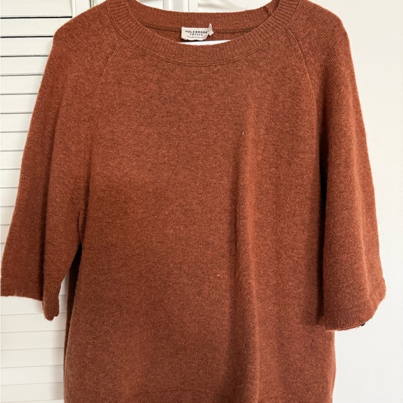 Rust Sweater - Picture 5 of 6